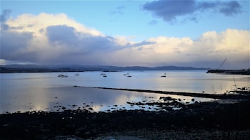 the grey gull hotel