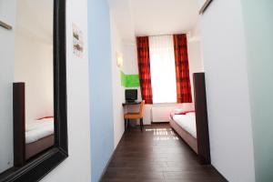 jaegers munich hostel