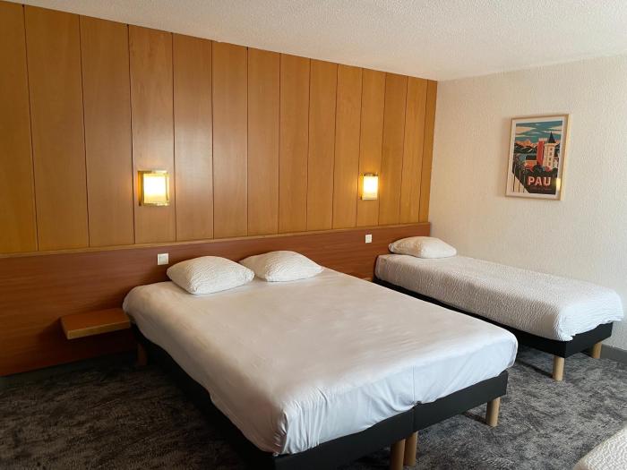 ostal hotel pau universite