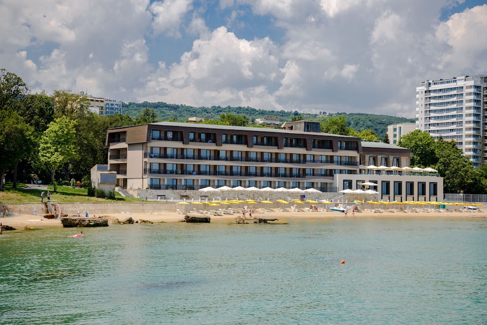 golden sands