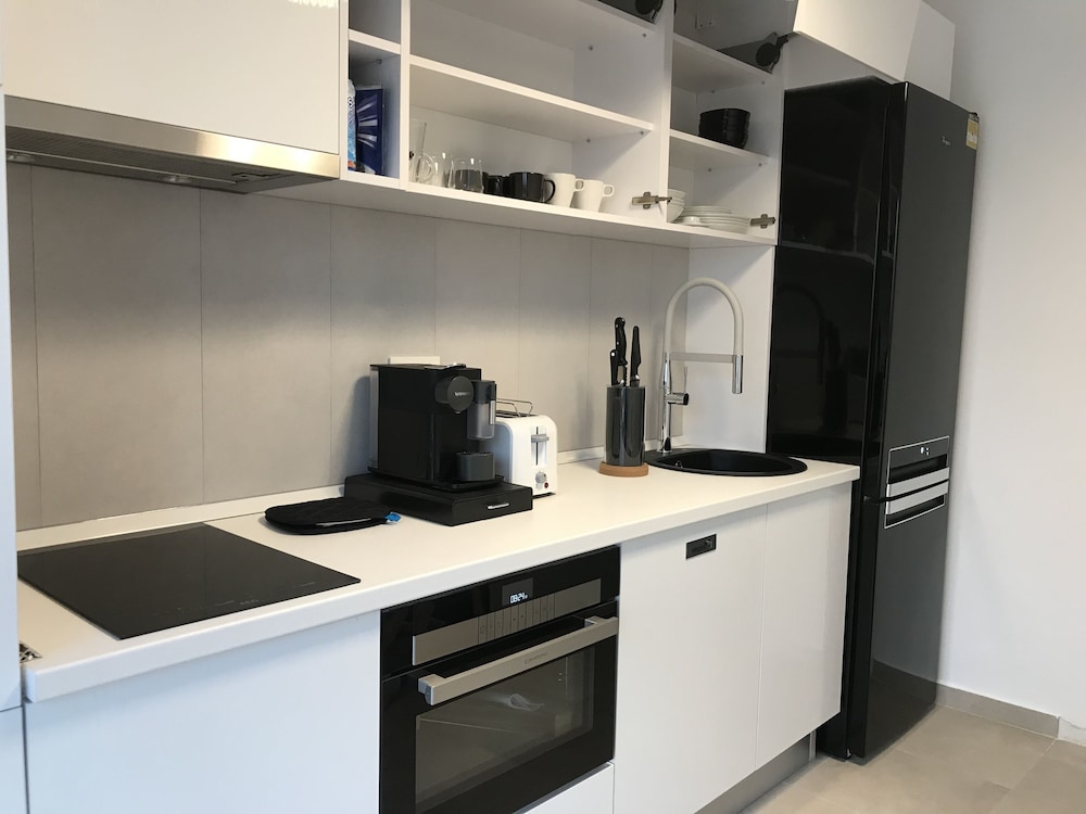 luxury westpark 2 residence lake view w4