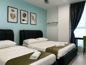 sunset seaview vacation condos at infinity avenue