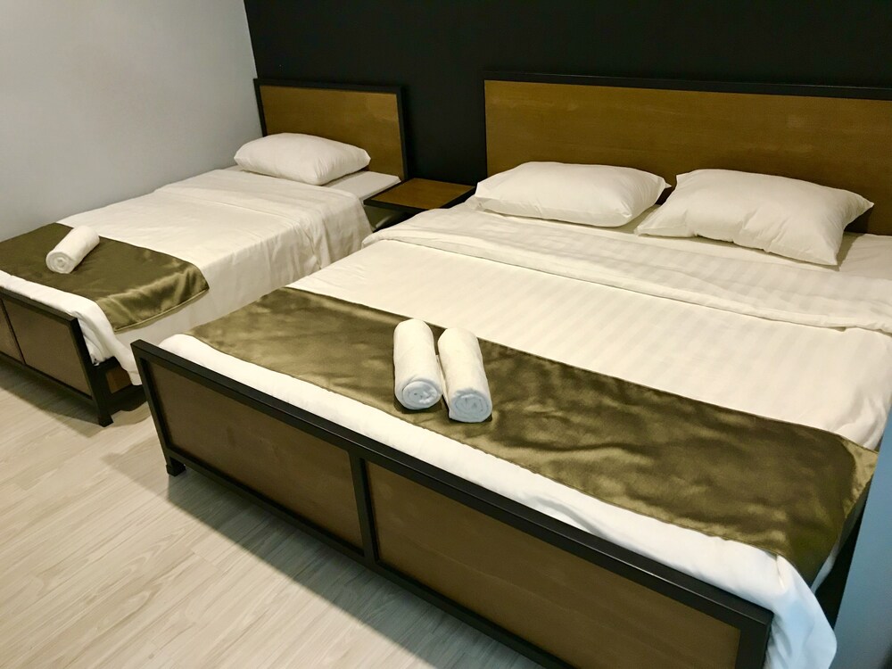 sunset seaview vacation condos at infinity avenue