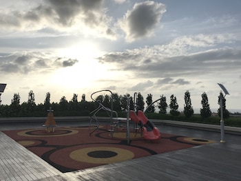 sunset seaview vacation condos at infinity avenue