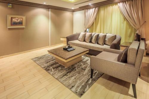 almuhaidb residence almalaz