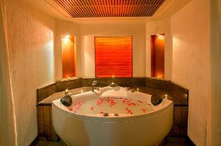 howard plaza the fern agra