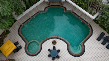 howard plaza the fern agra