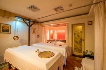 howard plaza the fern agra