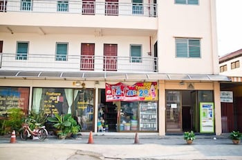 sandp service apartment