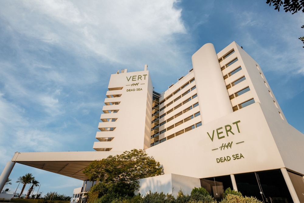 vert dead sea