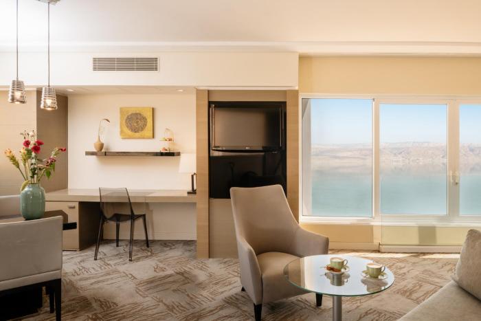 vert dead sea