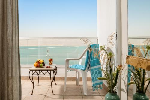 vert dead sea