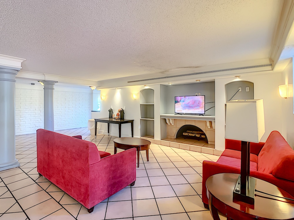 stayable suites jacksonville north