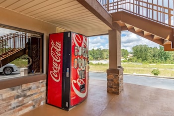 econo lodge byron warner robins