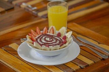 chachagua rainforest hotel and hot springs