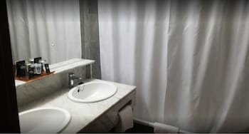 evenia olympic suites