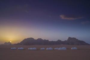 wadi rum ufo luxotel campsite