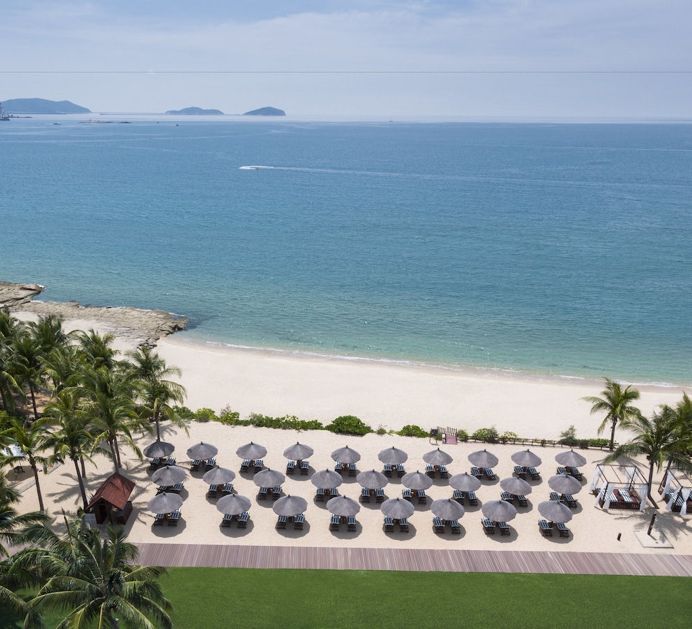 the st regis sanya yalong bay resort