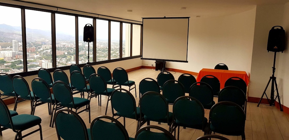 torre de cali plaza hotel
