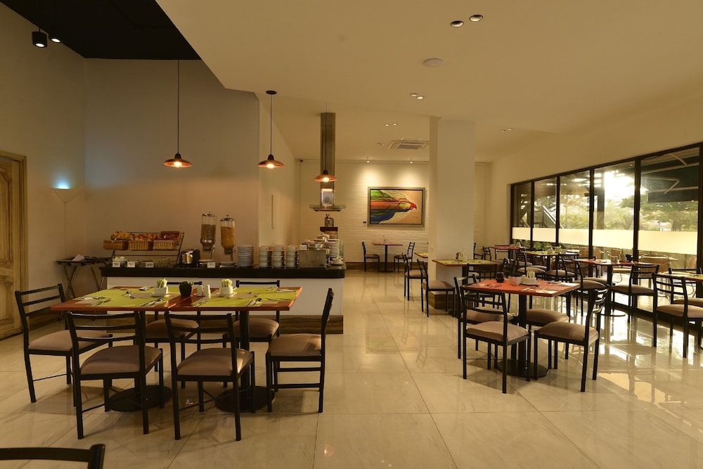torre de cali plaza hotel