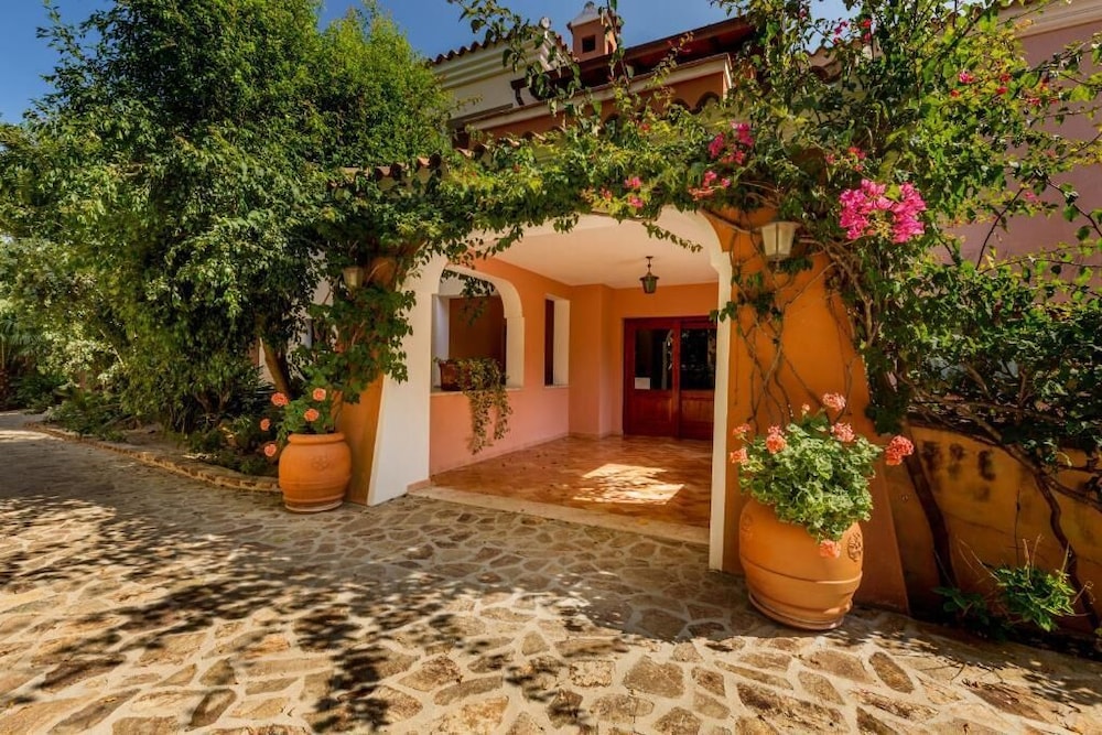 residence sos alinos