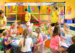 hu norcenni girasole village