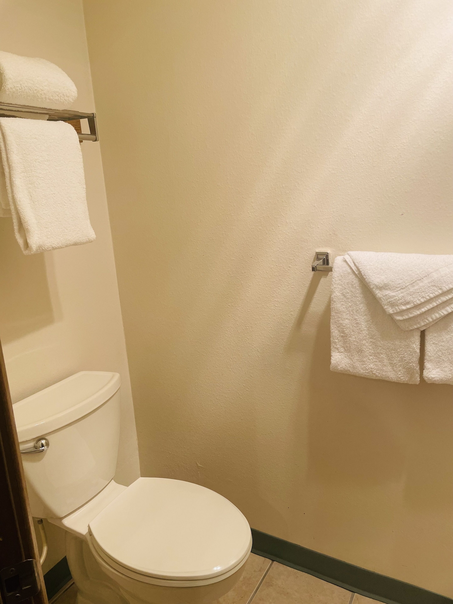 americas best value inn sandpoint