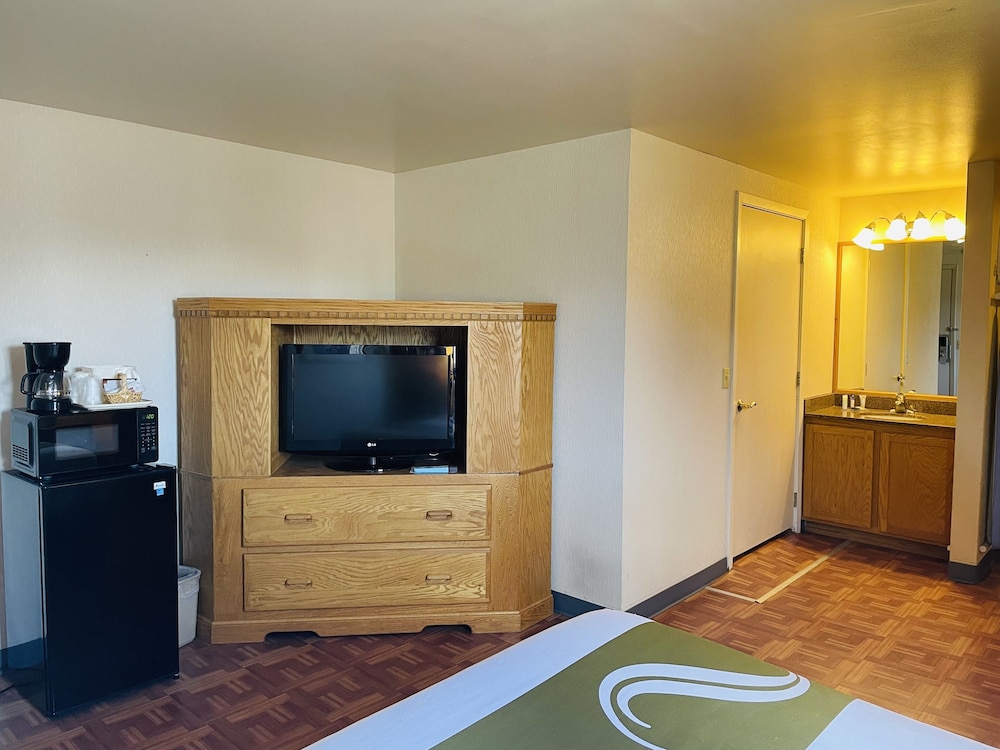 americas best value inn sandpoint