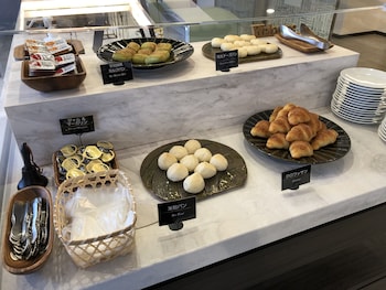 jr west group via inn nagoya ekimae tsubakicho