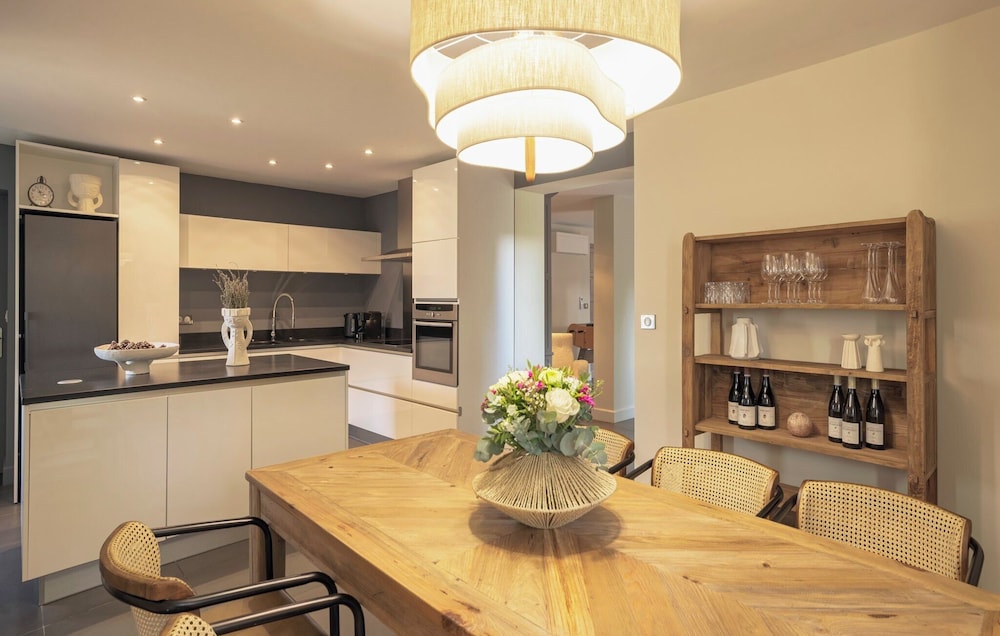 le vallon de valrugues hotel spa and villas