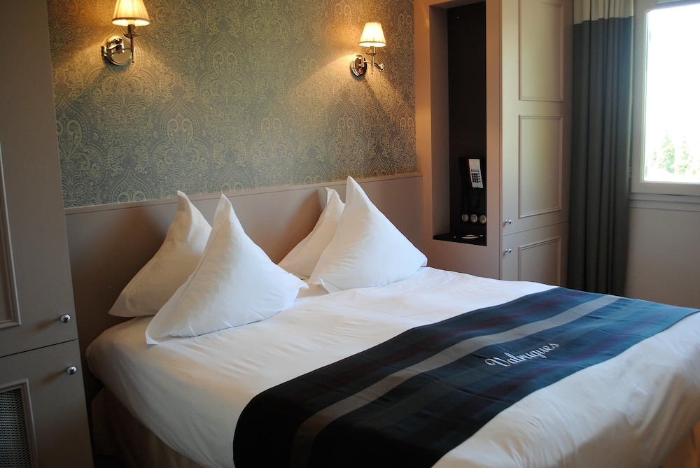le vallon de valrugues hotel spa and villas