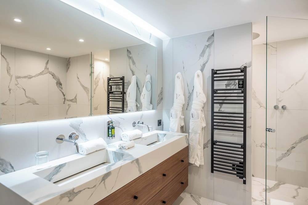 le vallon de valrugues hotel spa and villas