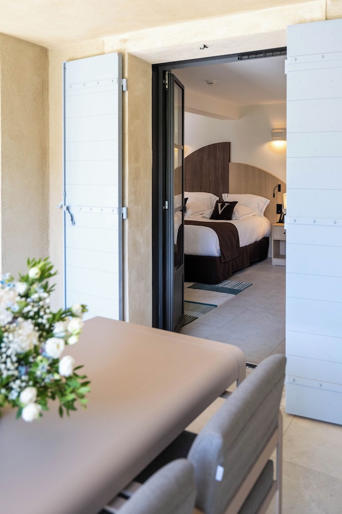 le vallon de valrugues hotel spa and villas