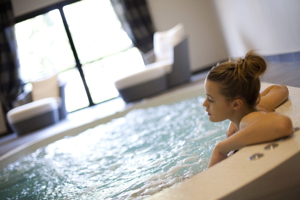 le vallon de valrugues hotel spa and villas