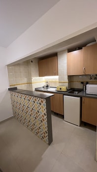 apartamentos poniente playa