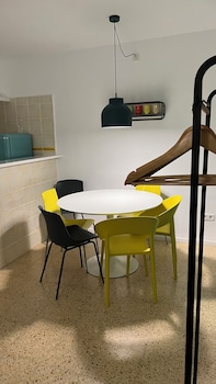 apartamentos poniente playa