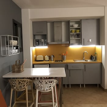 apartamentos poniente playa