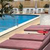 apartamentos poniente playa