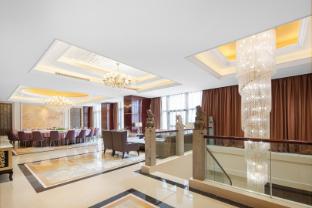 embassador international hotel