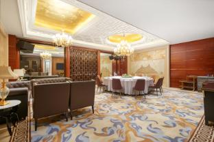embassador international hotel