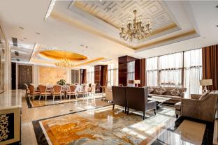 embassador international hotel