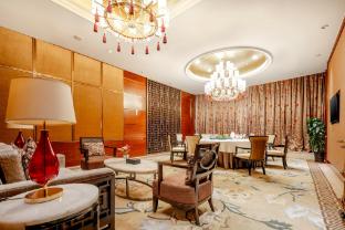 embassador international hotel