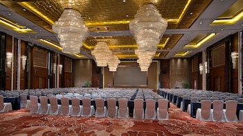 embassador international hotel
