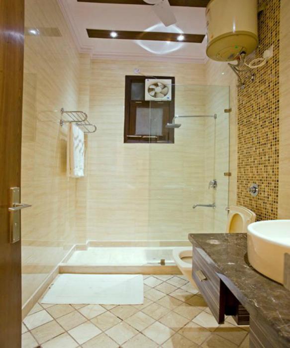 evergreen suites defence colony