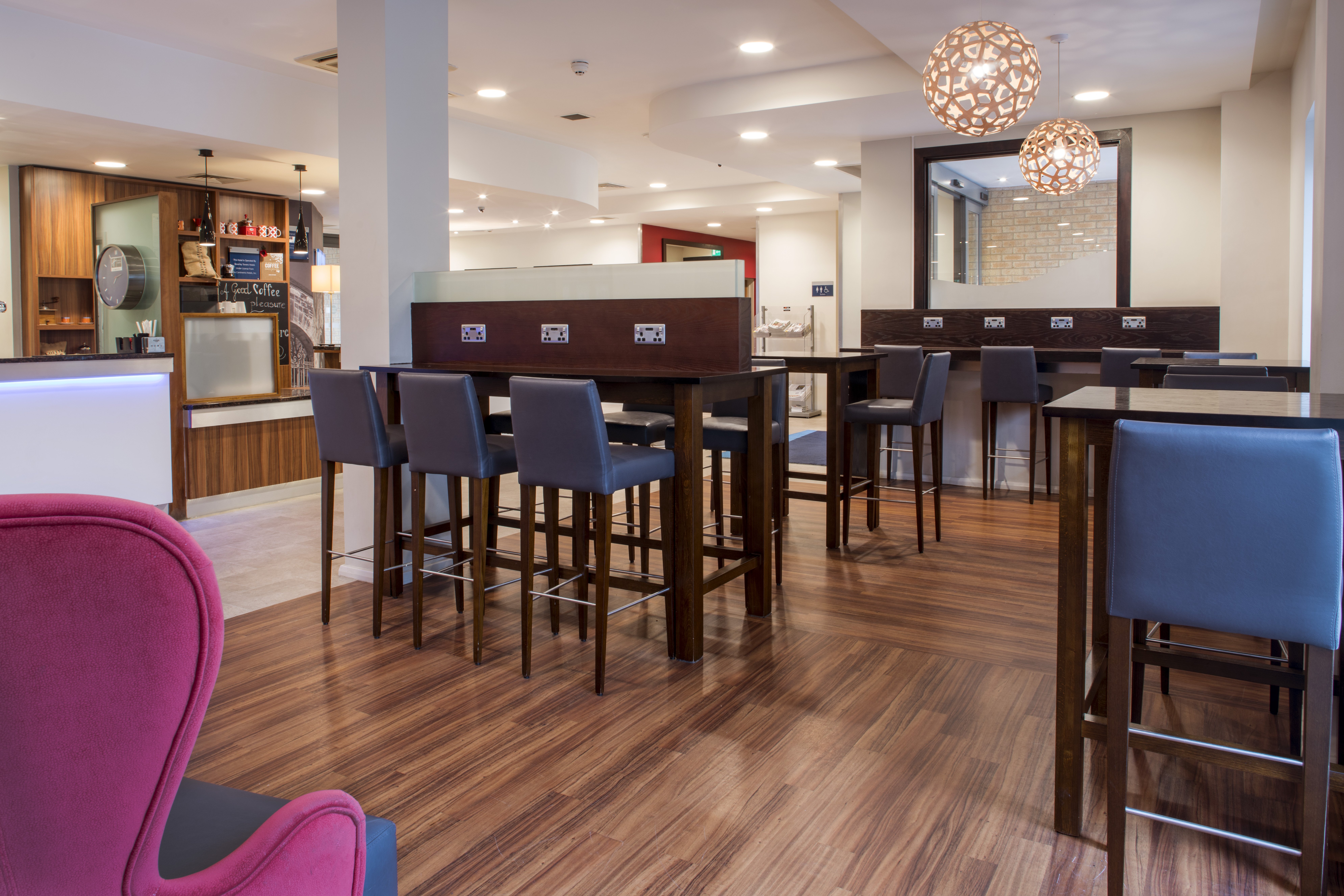 holiday inn express leicester city an ihg hotel