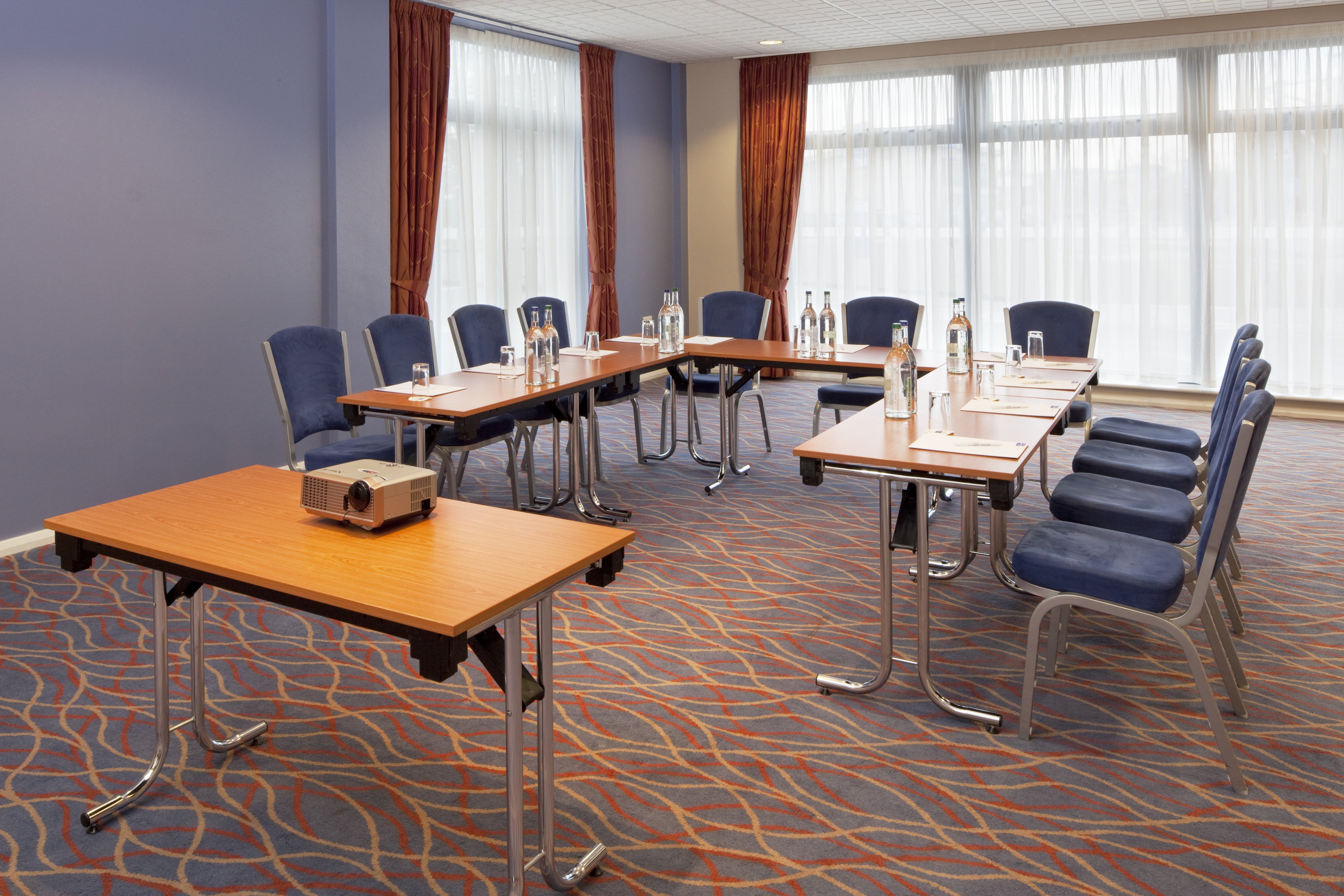 holiday inn express leicester city an ihg hotel
