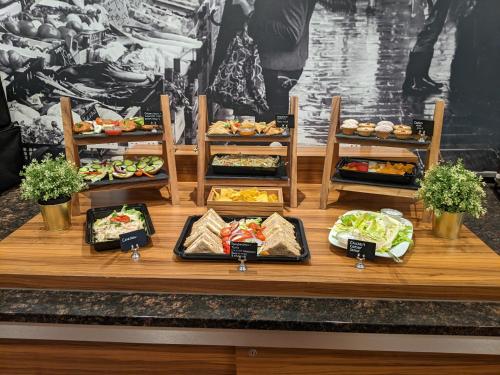 holiday inn express leicester city an ihg hotel