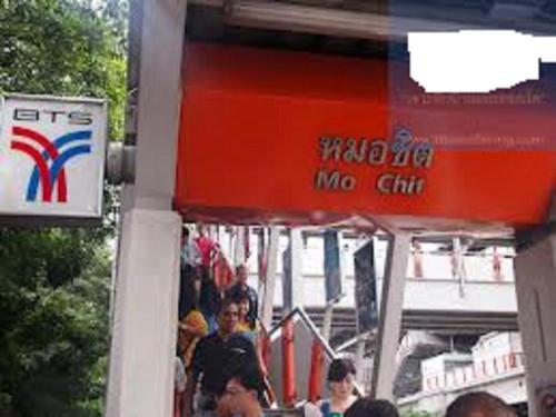 dmk donmueang airport guesthouse