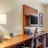 comfort suites glendale state farm stadium area