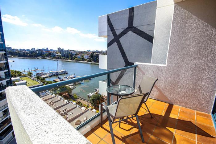 central dockside apartment hotel